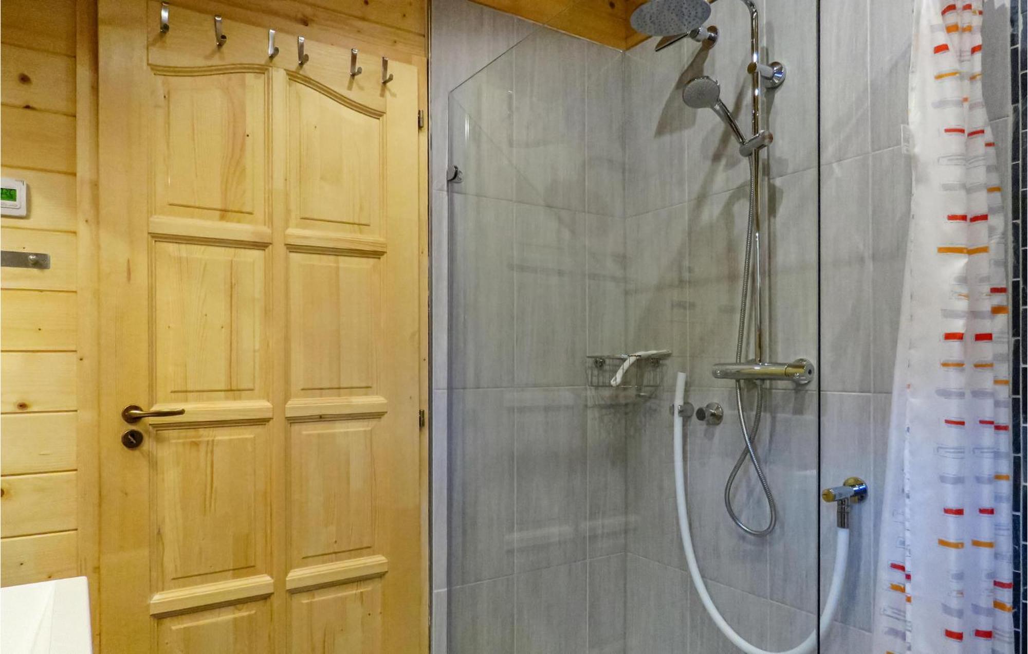 Lovely Home In Merzalben With Wifi Extérieur photo