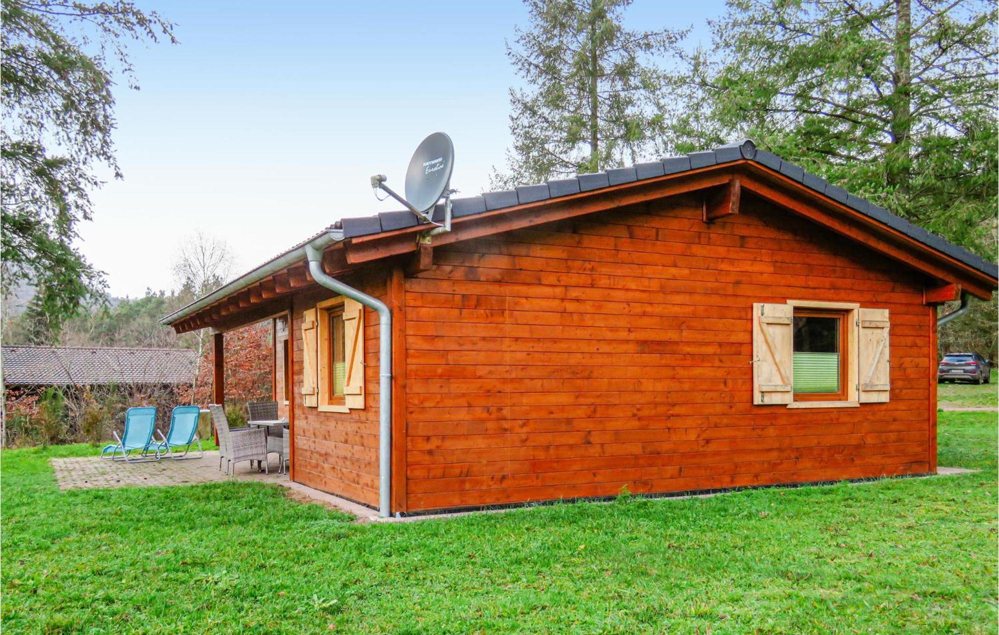 Lovely Home In Merzalben With Wifi Extérieur photo
